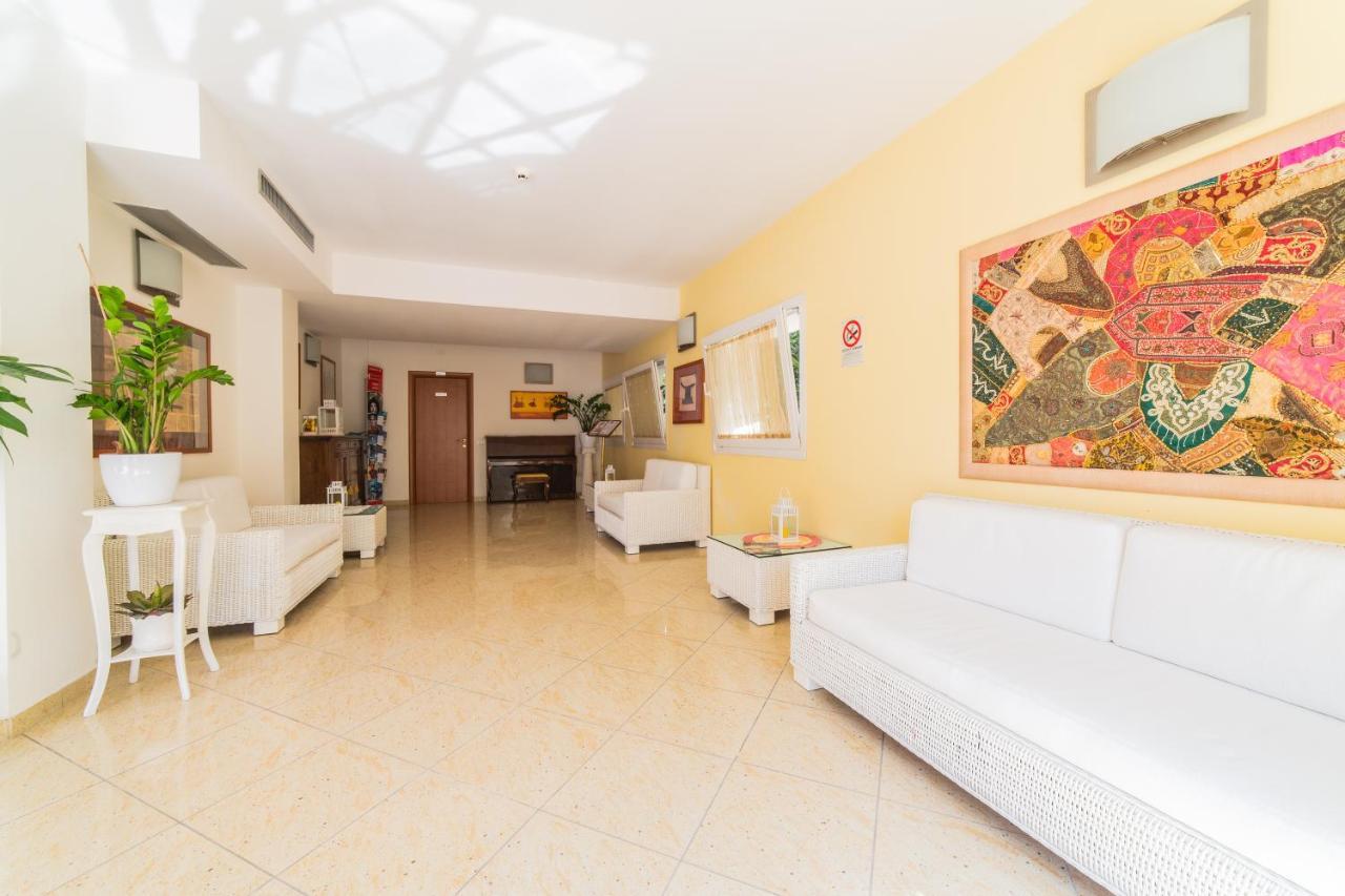 Residence Promenade Cattolica Exterior foto