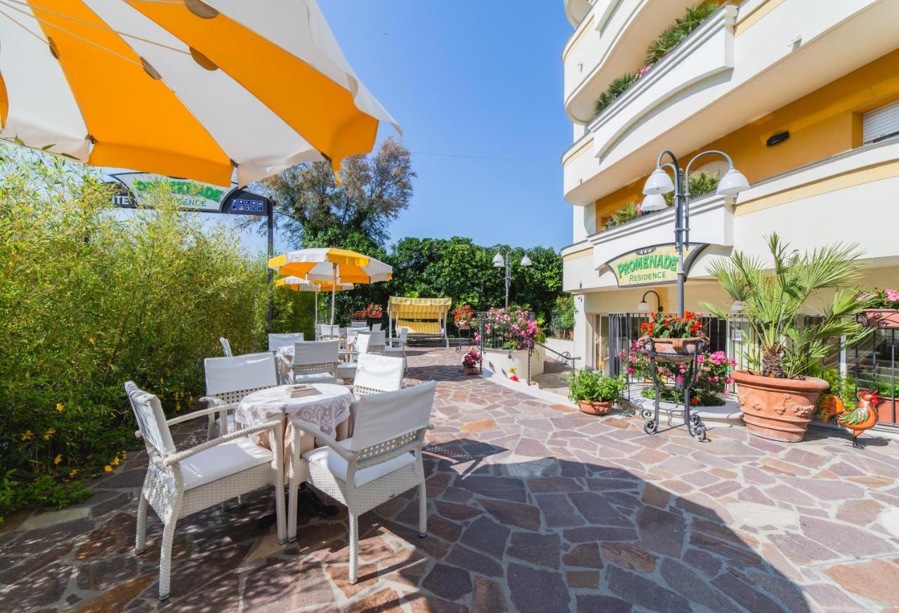 Residence Promenade Cattolica Exterior foto